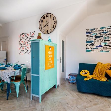 New Fishermans House Seaside, Air Conditioning & Wi-Fi Bordighera Bagian luar foto