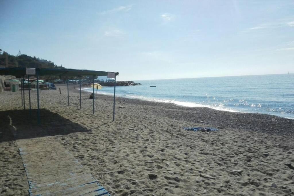 New Fishermans House Seaside, Air Conditioning & Wi-Fi Bordighera Bagian luar foto