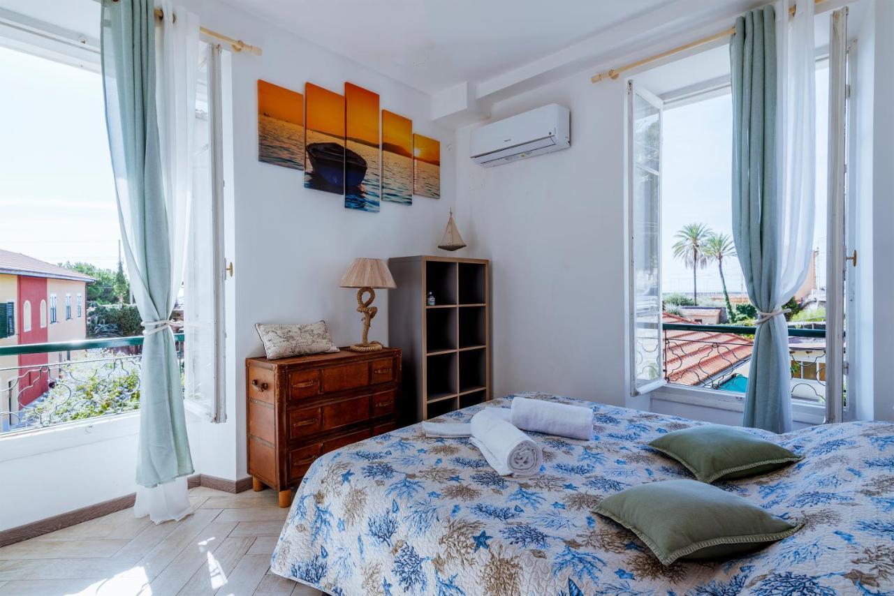 New Fishermans House Seaside, Air Conditioning & Wi-Fi Bordighera Bagian luar foto