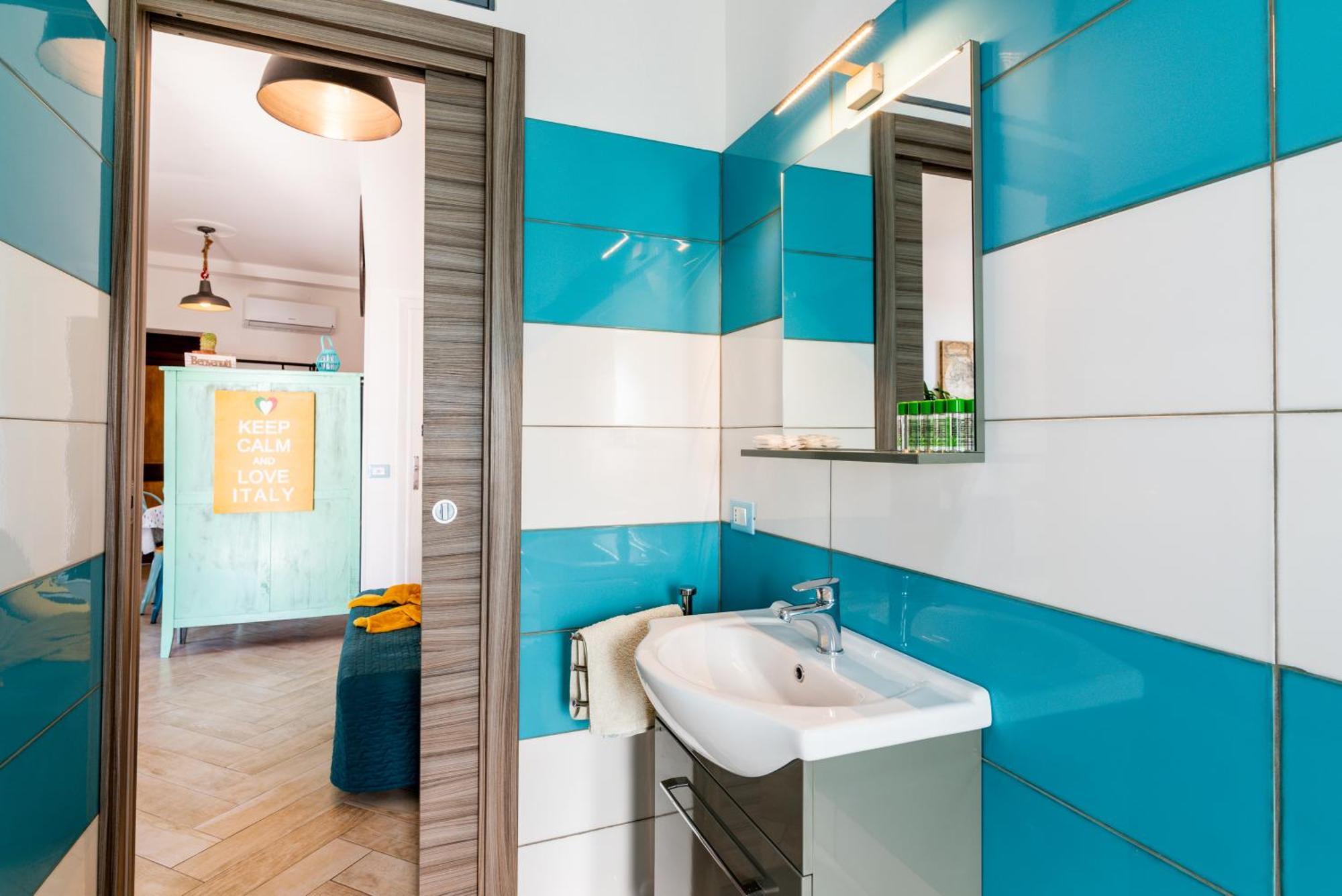 New Fishermans House Seaside, Air Conditioning & Wi-Fi Bordighera Bagian luar foto